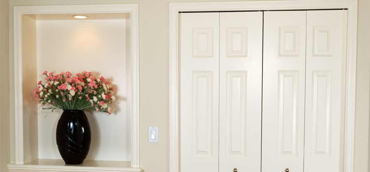 residential closet door repair in Stanford